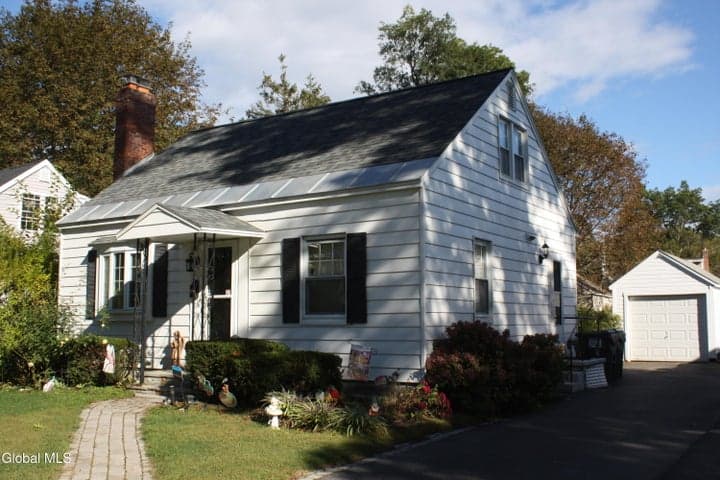 35 Pine Street, Glenville, NY, photo 2