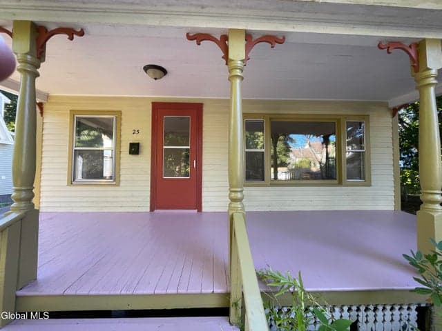 25 Corliss Avenue, Greenwich, NY, photo 4
