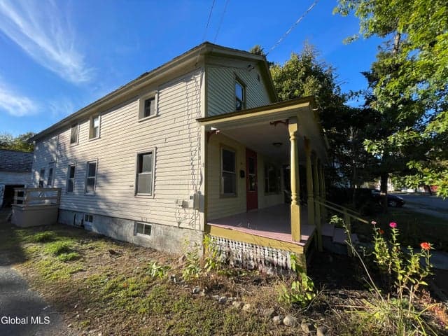 25 Corliss Avenue, Greenwich, NY, photo 5