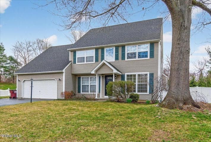 15 Seneca Court, Bethlehem, NY, photo 1