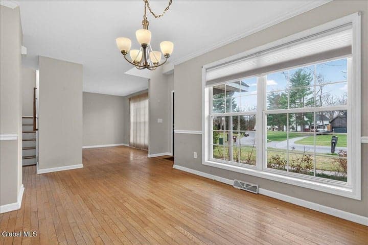 15 Seneca Court, Bethlehem, NY, photo 3