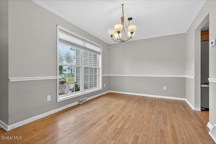 15 Seneca Court, Bethlehem, NY, photo 4