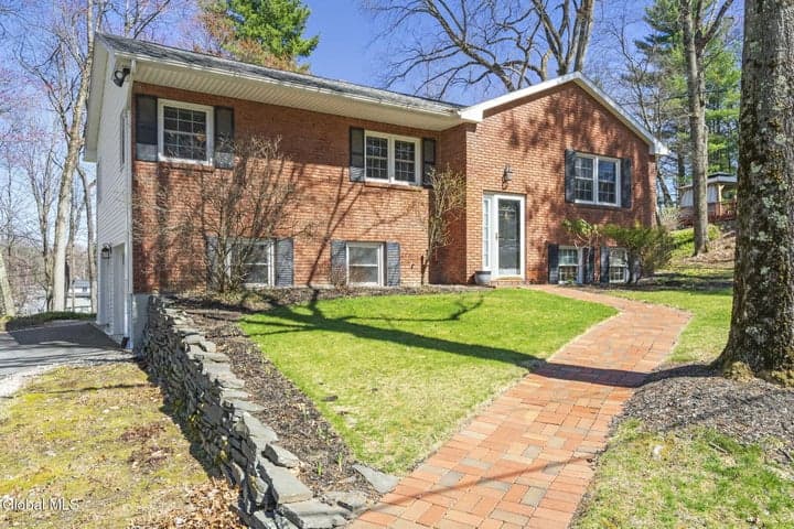 8 Saddle Hill Road, Poestenkill, NY, photo 1