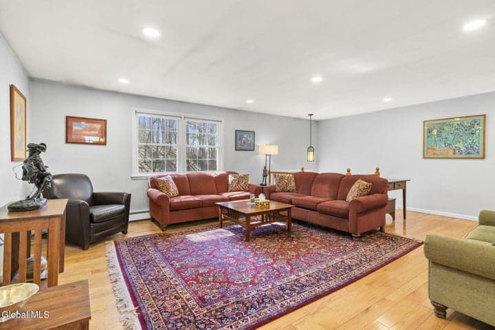 8 Saddle Hill Road, Poestenkill, NY, photo 4