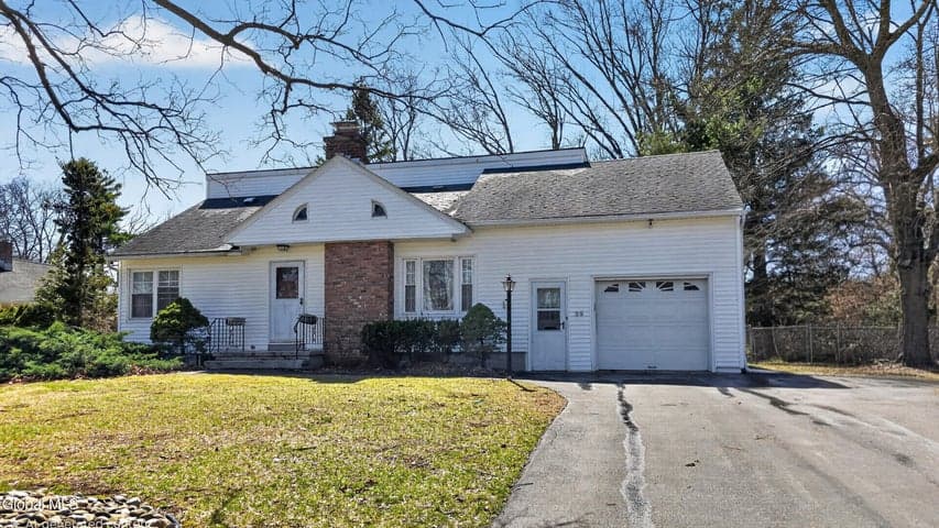 39 E Highland Drive, Guilderland, NY, photo 5