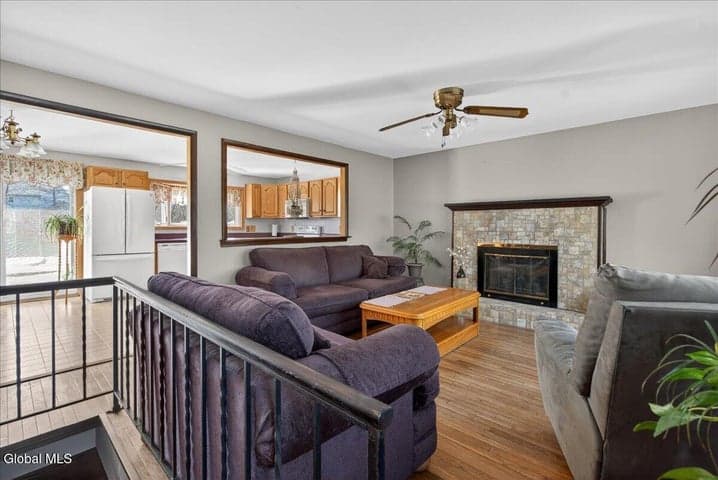 25 Dorchester Drive, Stillwater, NY, photo 3