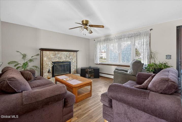 25 Dorchester Drive, Stillwater, NY, photo 4