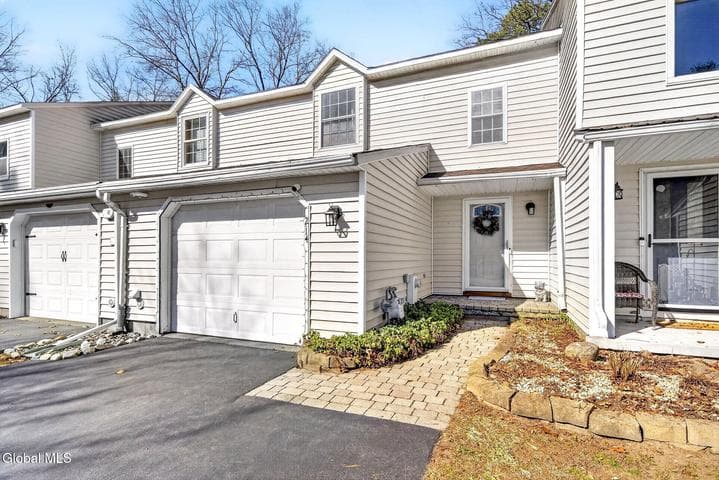214 Whitetail Court, Ballston Spa, NY, photo 2