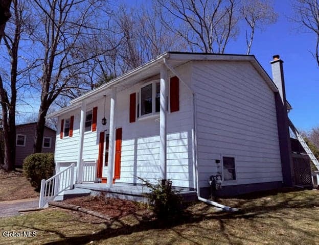 8 Orenda Spring Drive, Saratoga Springs, NY, photo 3
