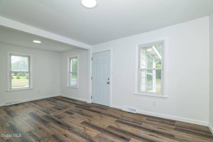 38 Morris Road, Colonie, NY, photo 4