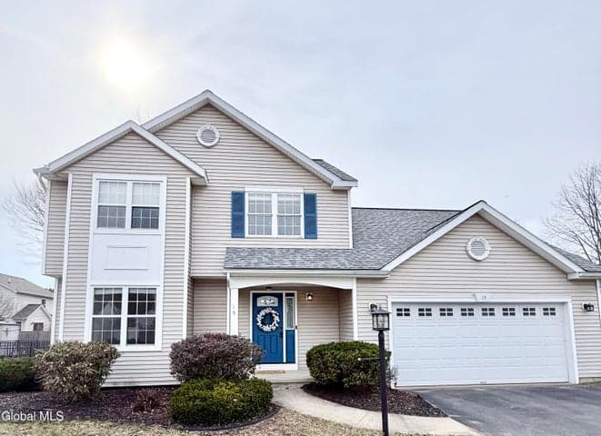 15 Callagan Drive, Saratoga Springs, NY, photo 1