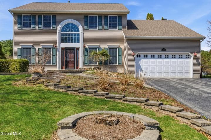 145 Kennewyck Circle, Slingerlands, NY, photo 1