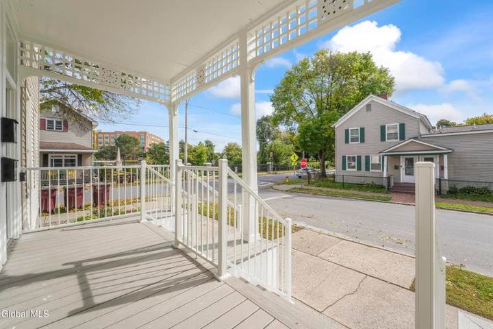 1 Oak Street, Saratoga Springs, NY, photo 3