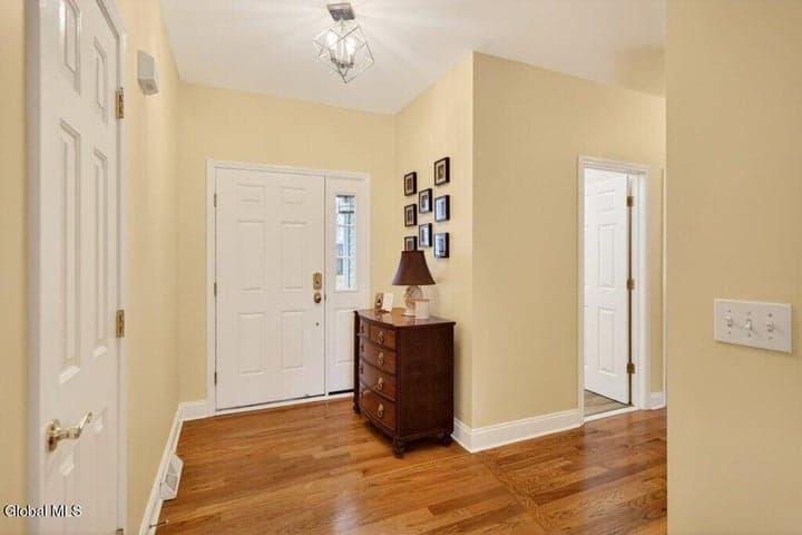 1 Conway Circle, Loudonville, NY, photo 4
