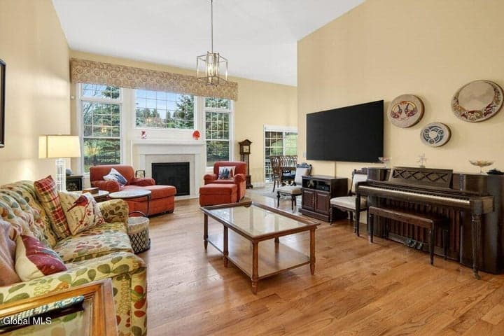 1 Conway Circle, Loudonville, NY, photo 5