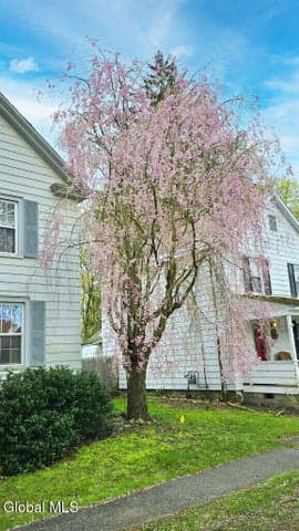14 Grove Avenue, Hudson Falls, NY, photo 3