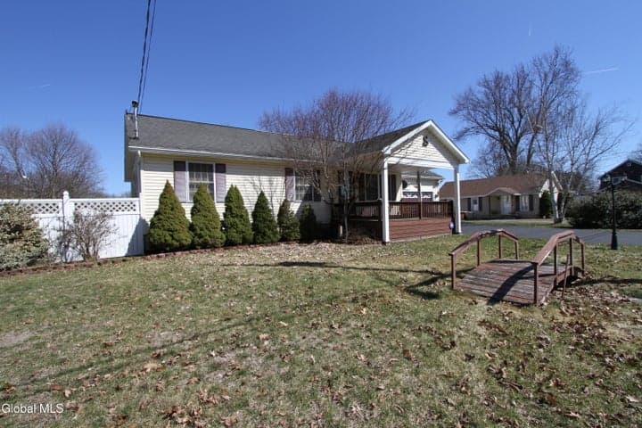 136 Myrtle Avenue, Kingsbury, NY, photo 4