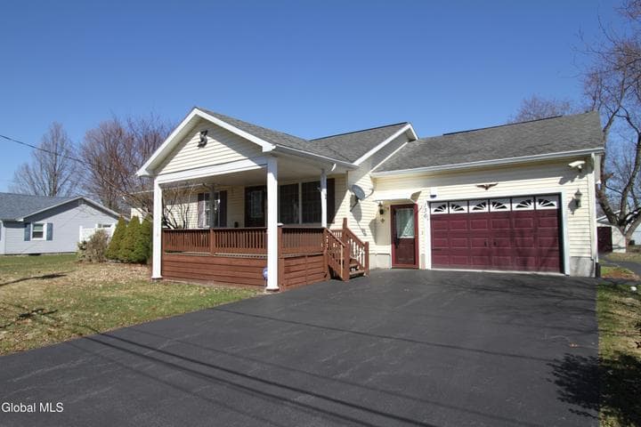 136 Myrtle Avenue, Kingsbury, NY, photo 2