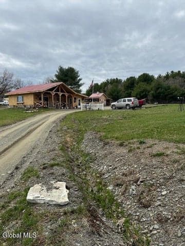 1319 Babcock Lake Road, Hoosick Falls, NY, photo 2