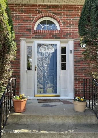 11 Petticoat Lane, Brunswick, NY, photo 3