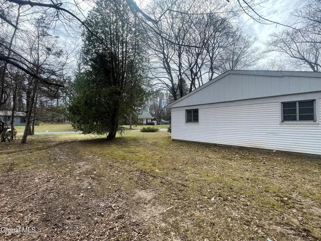 8 Clover Lane, Loudonville, NY, photo 5