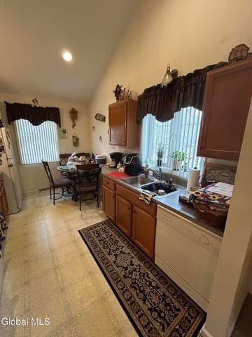 4201A Albany Street, Colonie, NY, photo 3