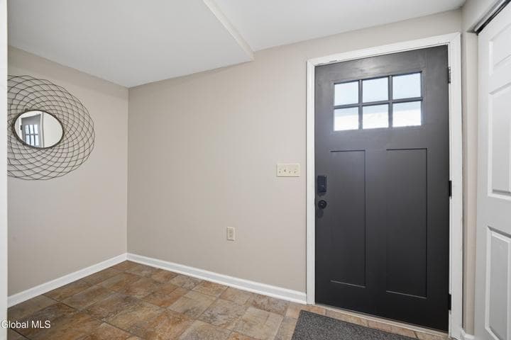 39 Boght Road, Watervliet, NY, photo 3