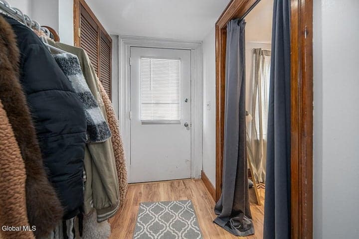 321 Washington Avenue, Albany, NY, photo 2
