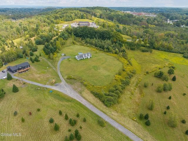113 Bluebird Lane, Gloversville, NY, photo 3