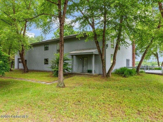107 Hosey Russell Road, Pittstown, NY, photo 1