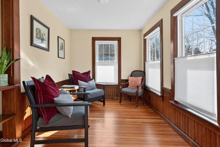 4 Avenue A, Saratoga Springs, NY, photo 3