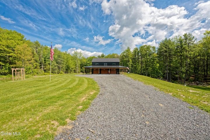 17 Ringwald Road, Coeymans, NY, photo 2