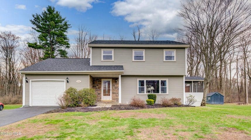 4328 Buckingham Drive, Niskayuna, NY, photo 2