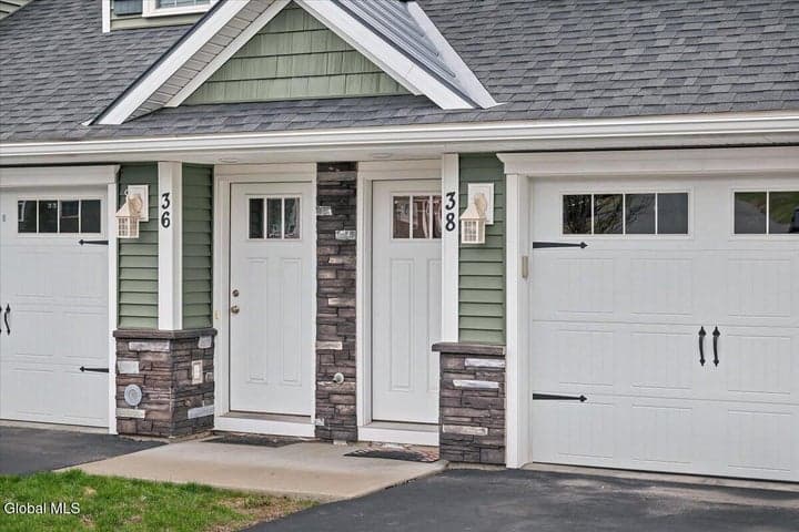 38 Kasey Pass, Ballston, NY, photo 5