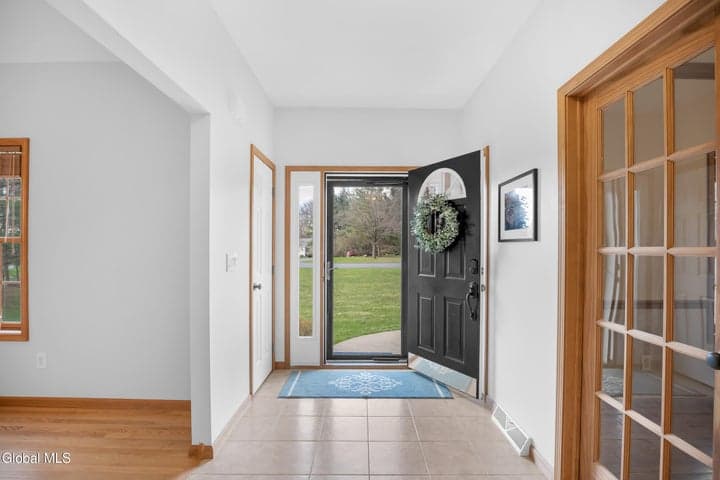 6 Sunrise Terrace, North Greenbush, NY, photo 5