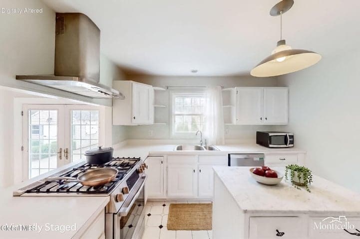 21 Huntwood Drive, Clifton Park, NY, photo 5
