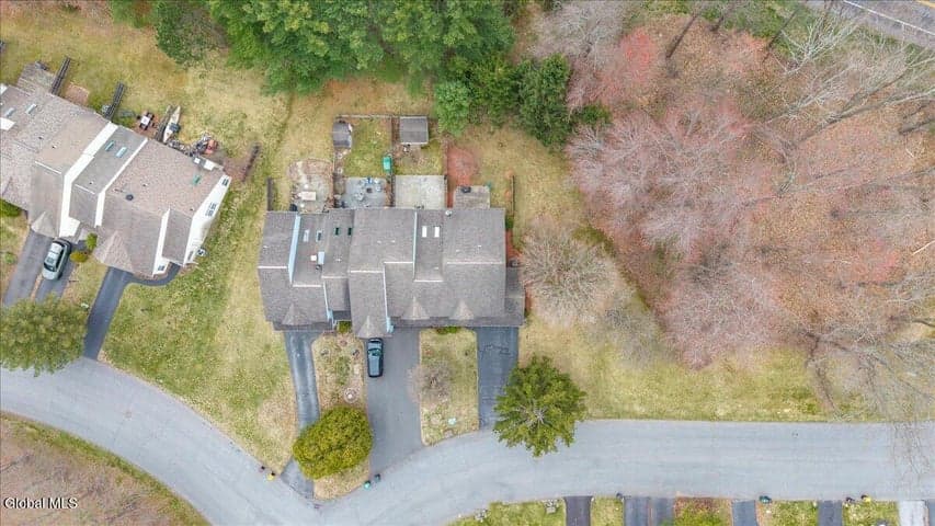 114 Stoney Creek Drive, Clifton Park, NY, photo 3