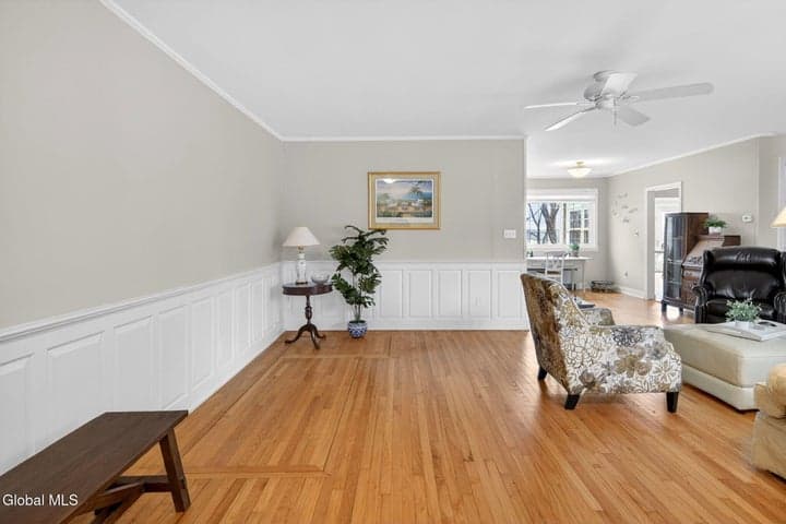1041 Niskayuna Road, Niskayuna, NY, photo 4