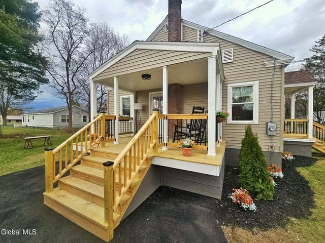 14 7th Avenue, Hudson Falls, NY, photo 3