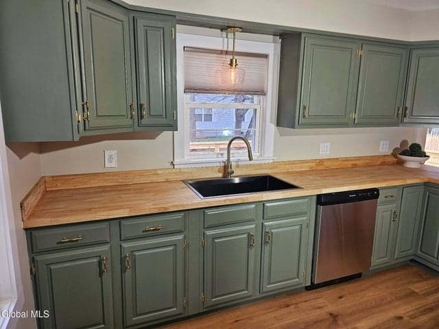 14 7th Avenue, Hudson Falls, NY, photo 5