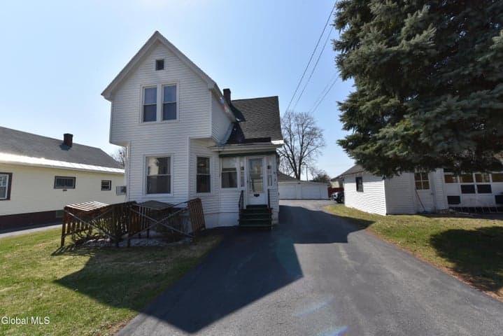 2 E Decker Street, Johnstown, NY, photo 1