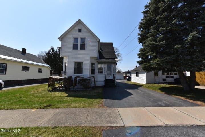 2 E Decker Street, Johnstown, NY, photo 3
