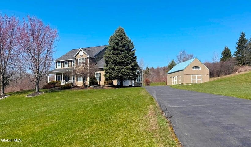 61 Indian Pipe Drive, North Greenbush, NY, photo 1