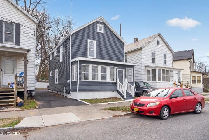 1684 Lake Boulevard, Schenectady, NY, photo 2