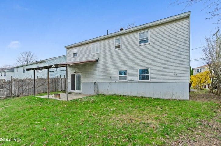 35 Start Avenue, East Greenbush, NY, photo 4