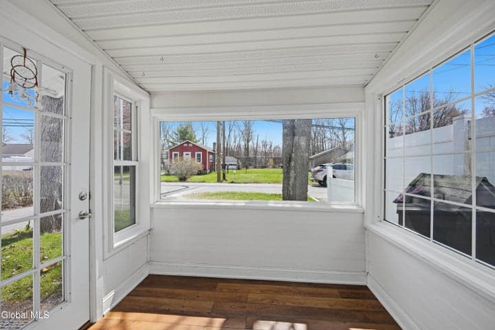 43 Virginia Avenue, Colonie, NY, photo 3
