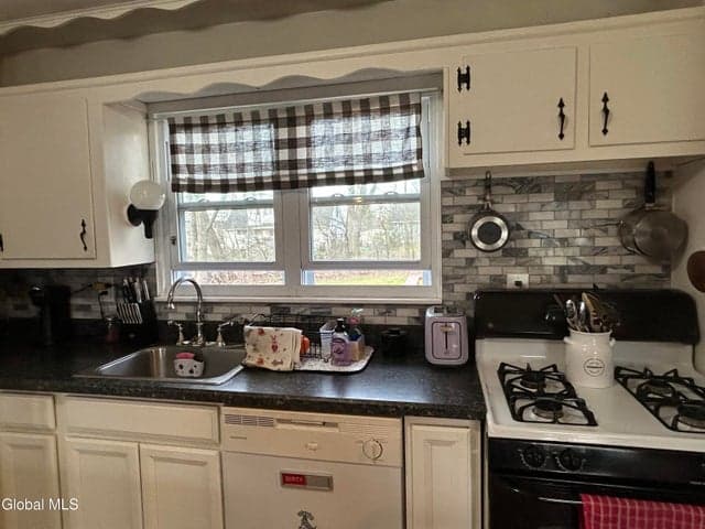 2312 Dean Street, Niskayuna, NY, photo 5