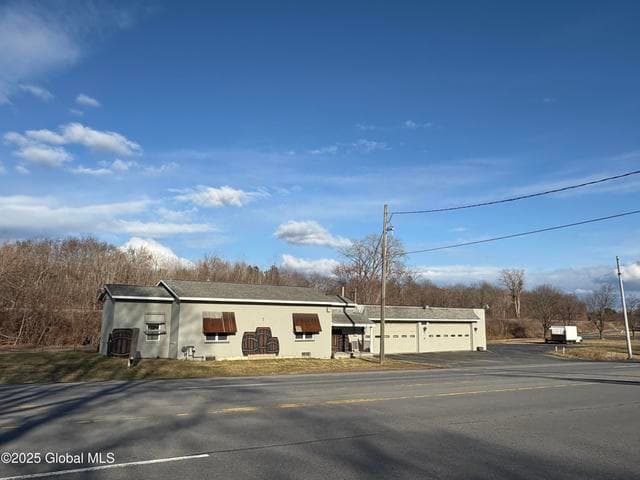 3304 Amsterdam Road, Schenectady, NY