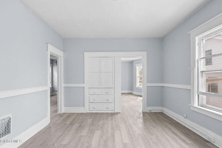 2422 Lavin Court, Troy, NY, photo 5