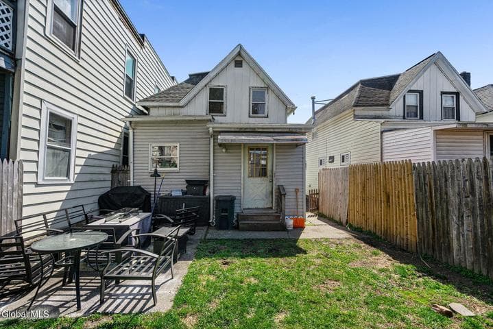 115 Breslin Avenue, Cohoes, NY, photo 4